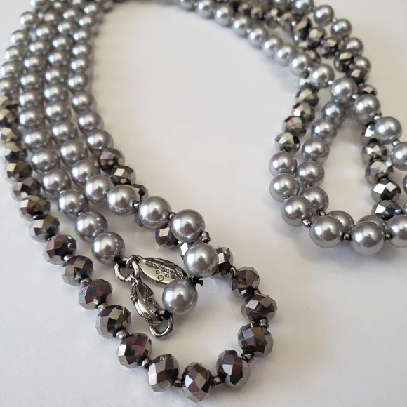 Ann Taylor Silver Tone Faux Pearl And Silver Tone Beaded Necklace - Picture 6 of 13